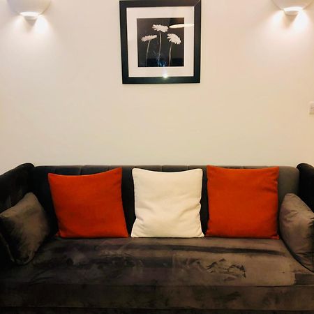 Luxury Apartment In The Heart Of באת' מראה חיצוני תמונה