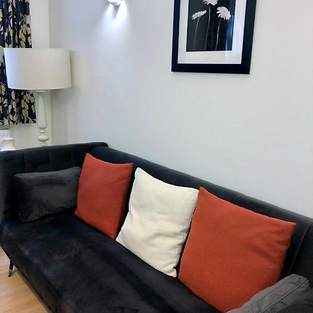 Luxury Apartment In The Heart Of באת' מראה חיצוני תמונה