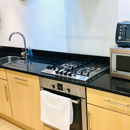 Luxury Apartment In The Heart Of באת' מראה חיצוני תמונה