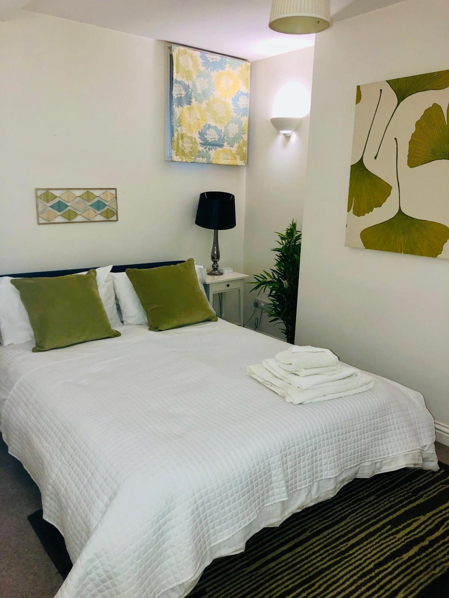 Luxury Apartment In The Heart Of באת' מראה חיצוני תמונה